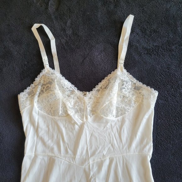 Vintage slip dress size small - Picture 2 of 4
